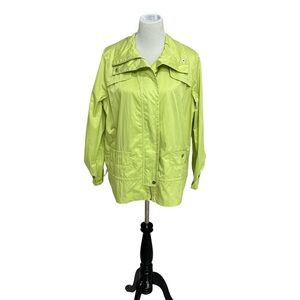 Chico’s Zenergy size 2 lemon lime color pocketed front zip windbreaker jacket